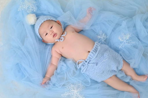 菏泽宝宝要不要穿袜子